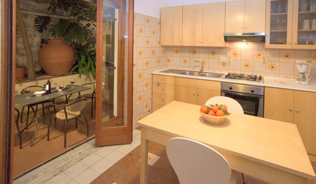 Taonasi Taormina Apartments - 14