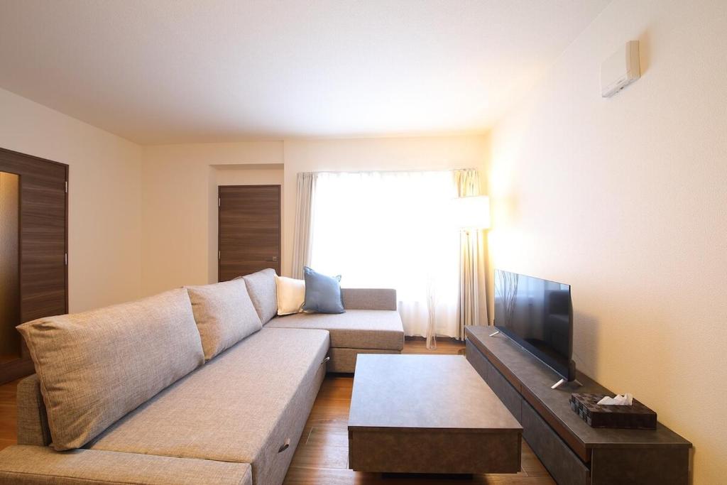 Hotel Maruyama Sakuranamiki 501 Sapporo