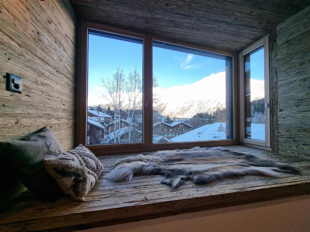 Nespecifikovaný výhled na hory nebo výhled na hory při pohledu z apartmánu