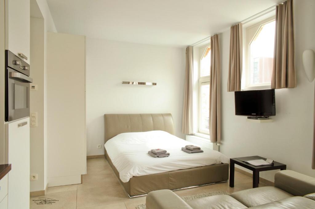 Place 2 stay - Studio (2 Adults)