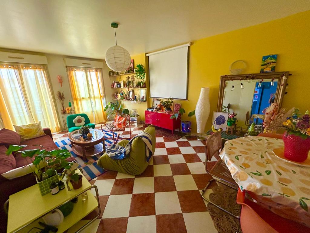 Photo de la galerie de l'établissement City-Center Appartment - Le Bourget AIR SHOW, au Bourget