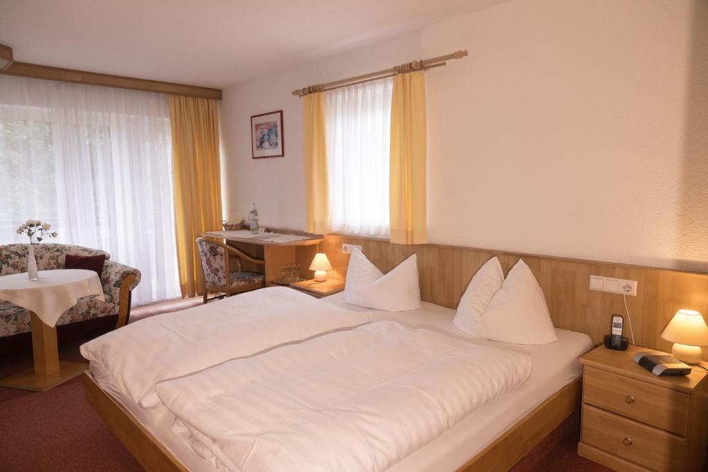 Hotel Restaurant Breitenbacher Hof - Habitación Doble Con Balcón