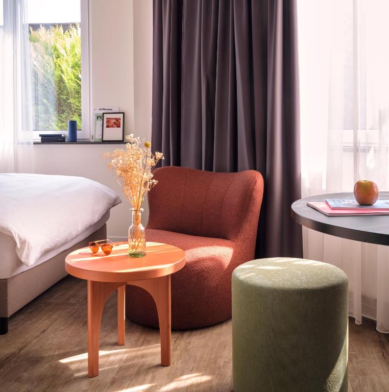Postel nebo postele na pokoji v ubytování STAYERY Cologne Sülz
