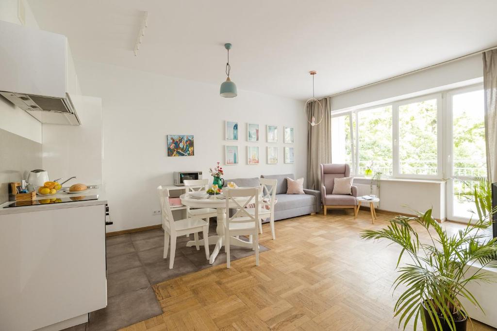 Kuchyňa alebo kuchynka v ubytovaní ShortStayPoland Krucza (B34)
