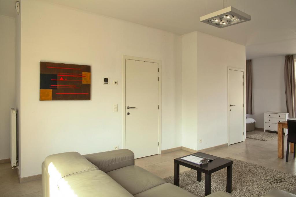 Place 2 stay - Penthouse Apartment