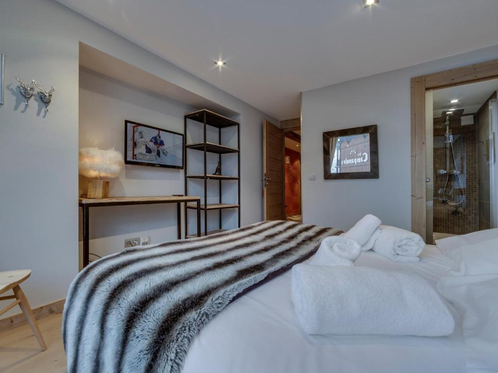 Posteľ alebo postele v izbe v ubytovaní Appartement spacieux, 4 chambres, 8 personnes, WiFi, Tignes le Lac - FR-1-641-15