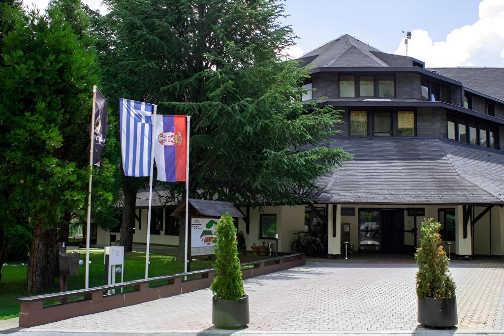 Budova, kde se hotel nachází