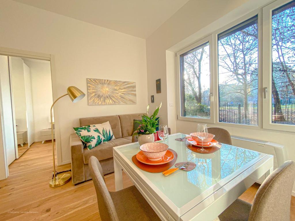 Banfi Suite - park view