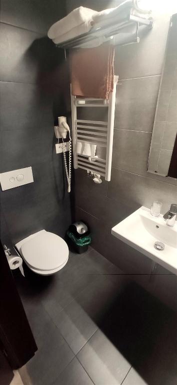 Sun-House Pension&Restaurant -ParkingFree Limited spaces- - Resim 17