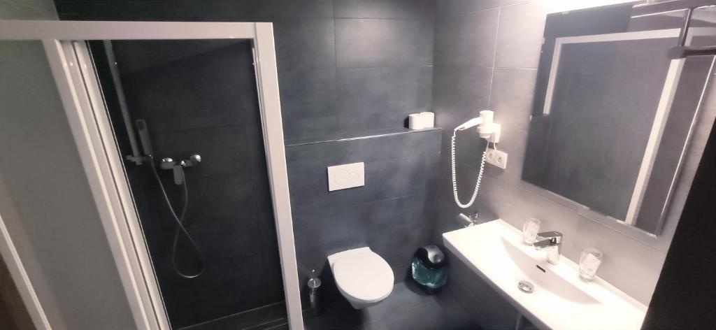 Sun-House Pension&Restaurant -ParkingFree Limited spaces- - Resim 9