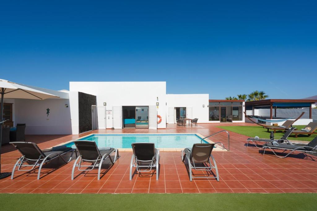 Villa Celeste by Optima Villas