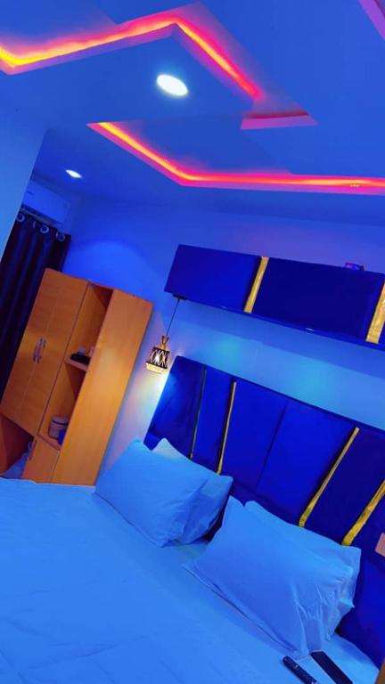 Postel nebo postele na pokoji v ubytování Samtemi Hotel
