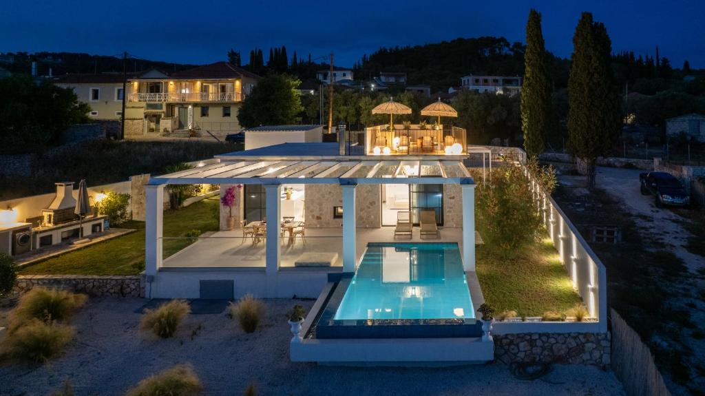 Bazén v ubytování LUZ BLANCA Rooftop seaview villa nebo v jeho okolí