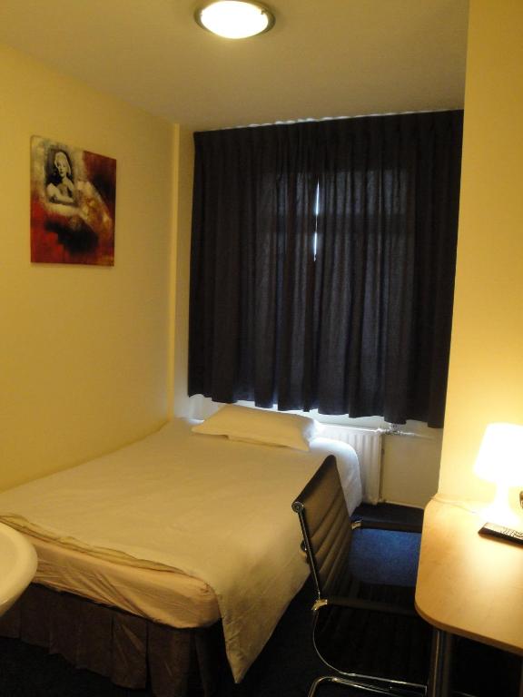 
Standard Single Room
