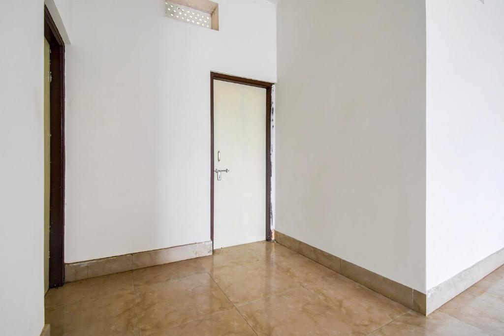 Fotografie z fotogalerie ubytování Super Hotel O Dumduma Near DN Regalia Mall v destinaci Khandagiri