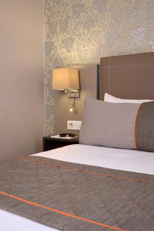 Timhotel Tour Eiffel - Resim 45