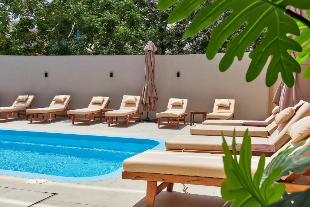 Bazén v ubytování Lotus Rise Hotel - Adults Only nebo v jeho okolí