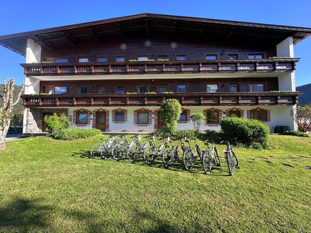 Vonkajšia záhrada v ubytovaní Chalet Cristall