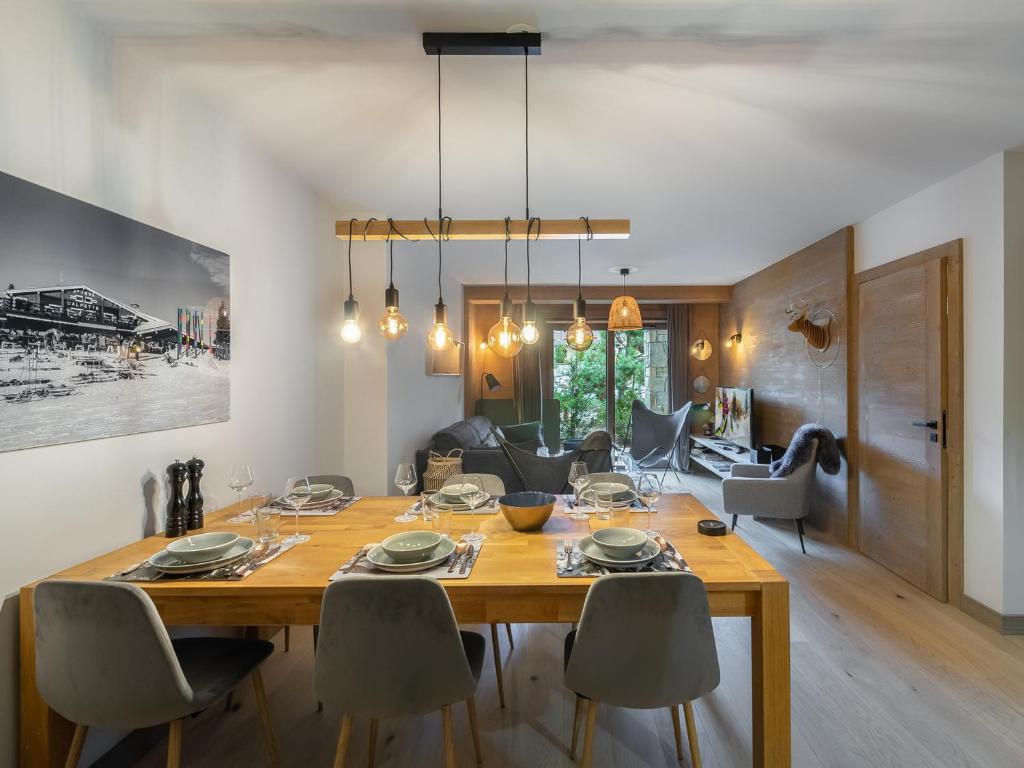 Fotografia z galérie ubytovania Appartement cosy à Rochebrune, piscine et parking - FR-1-569-58 v destinácii Megève
