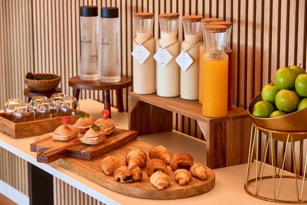 Comida no hotel ou em algum lugar perto