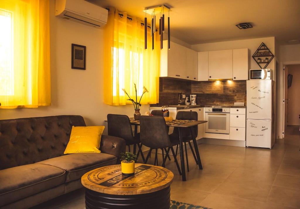 Η κουζίνα ή μικρή κουζίνα στο Beach apartment