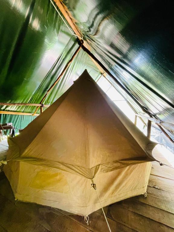 Fotografie z fotogalerie ubytování Ella Heaven View Glamping Tent v destinaci Nikawatawana