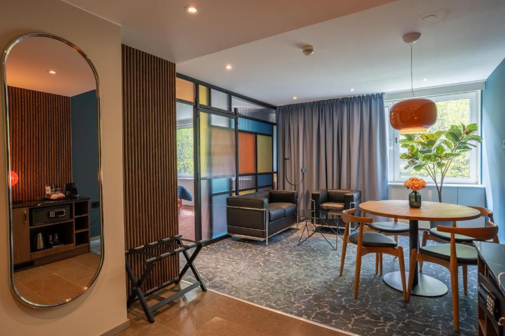 Posezení v ubytování ProfilHotels Aveny