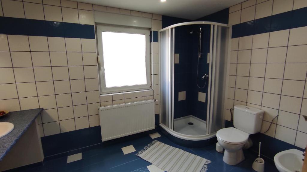 Koupelna v ubytování Lukíno - apartmány