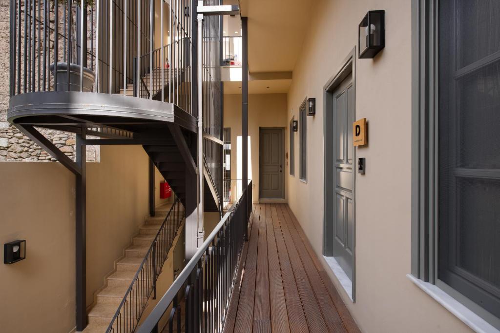 Living Yard Acropolis - Resim 21