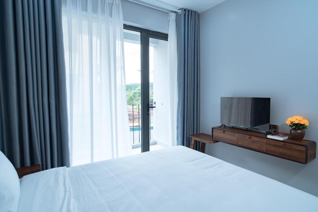 Celia Boutique Hotel - 8