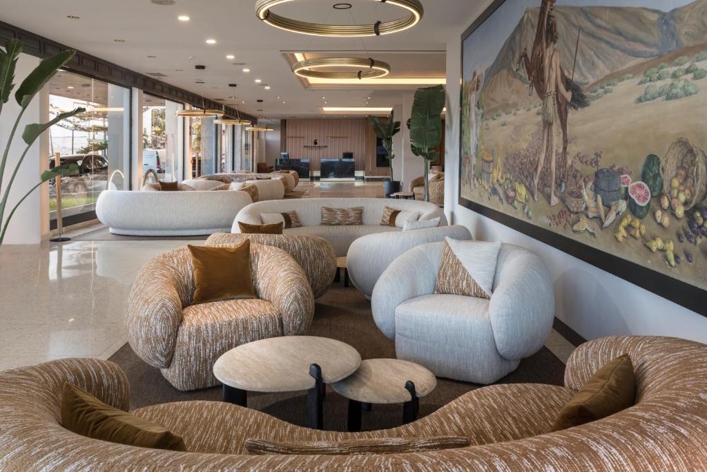 Posezení v ubytování Hotel Atlantic El Tope