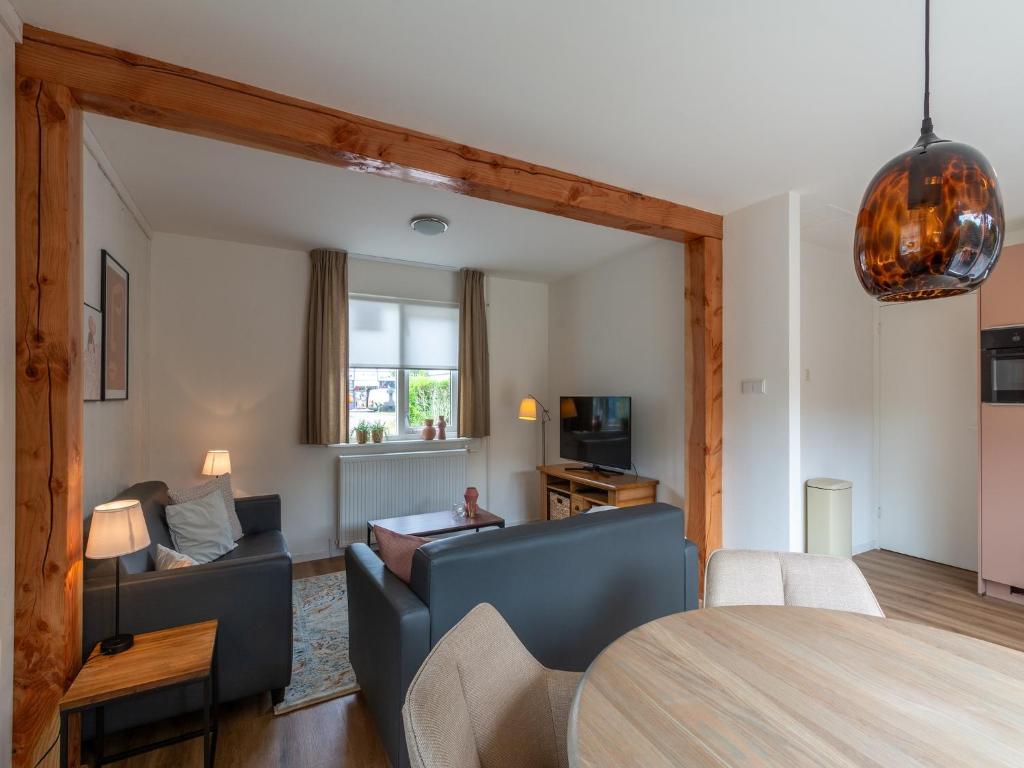 TV a/nebo společenská místnost v ubytování Holiday Home Callantsoog near Beach