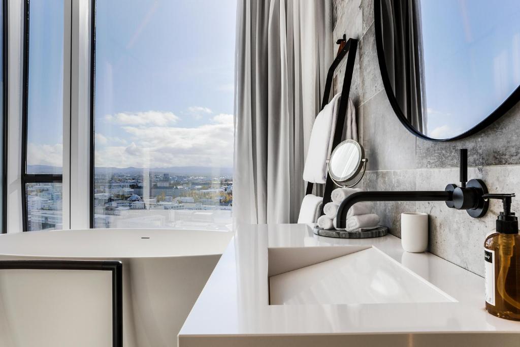 Tower Suites Reykjavík - Resim 40