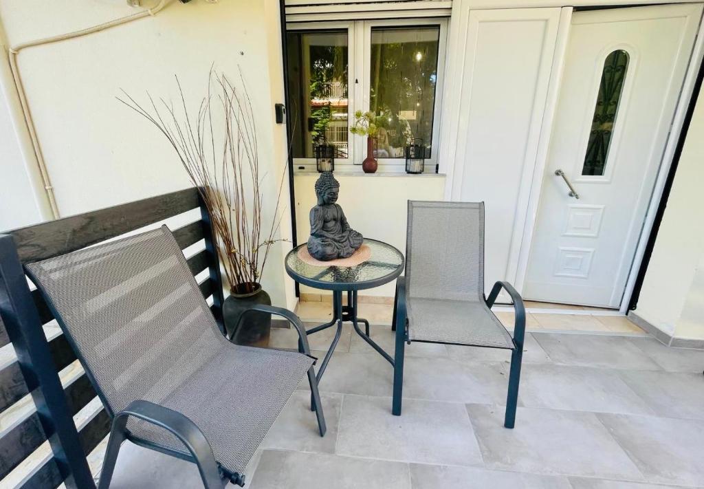 Nikos house studios - Housity
