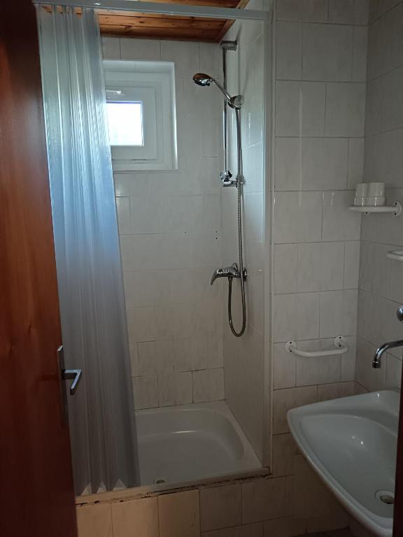 Koupelna v ubytování Horsky hotel Sport