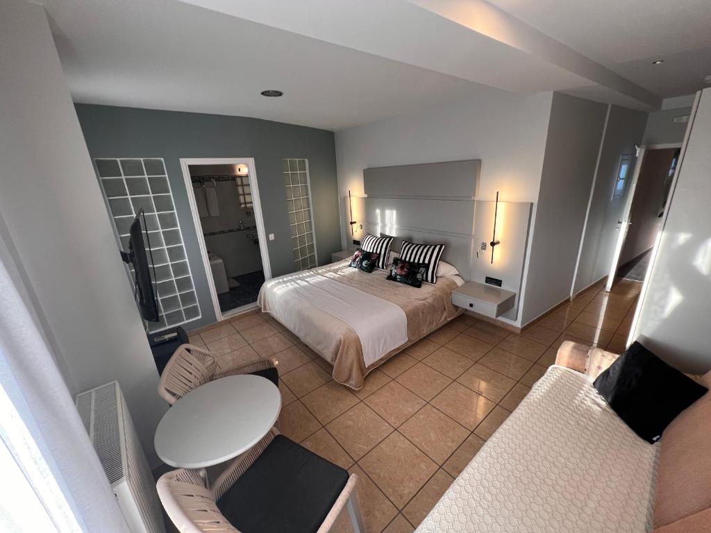 Theoxenia Caldera Hotel - Resim 16