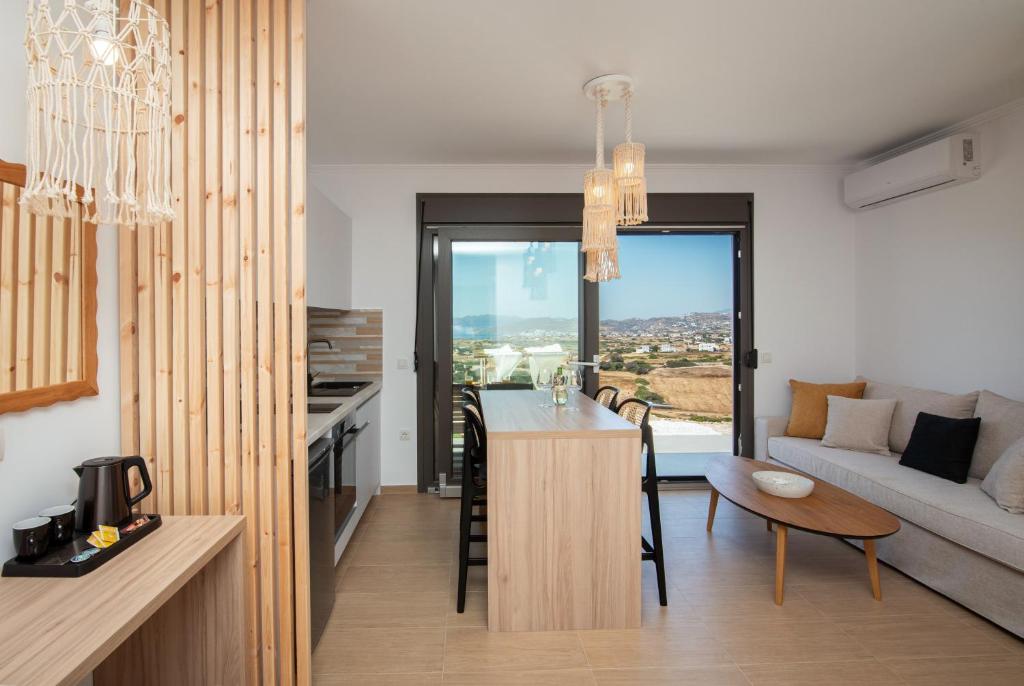 Posezení v ubytování Esperos Panoramic View Suites