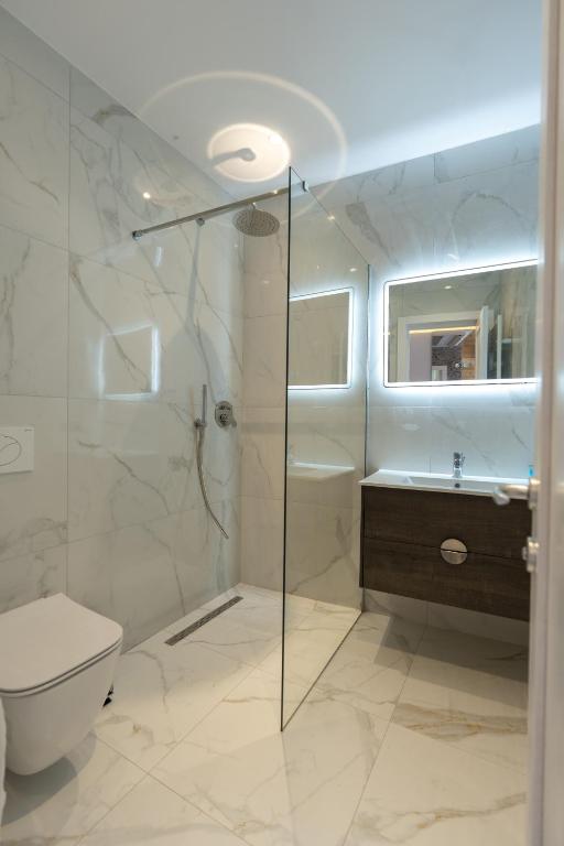 Koupelna v ubytování Hotel 5 Stinet