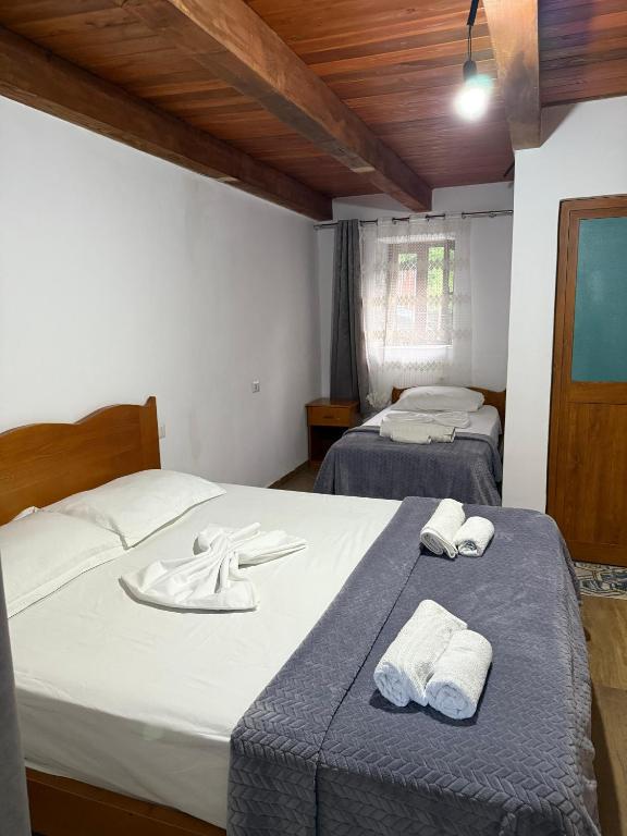 Postel nebo postele na pokoji v ubytování Guesthouse Te Tata