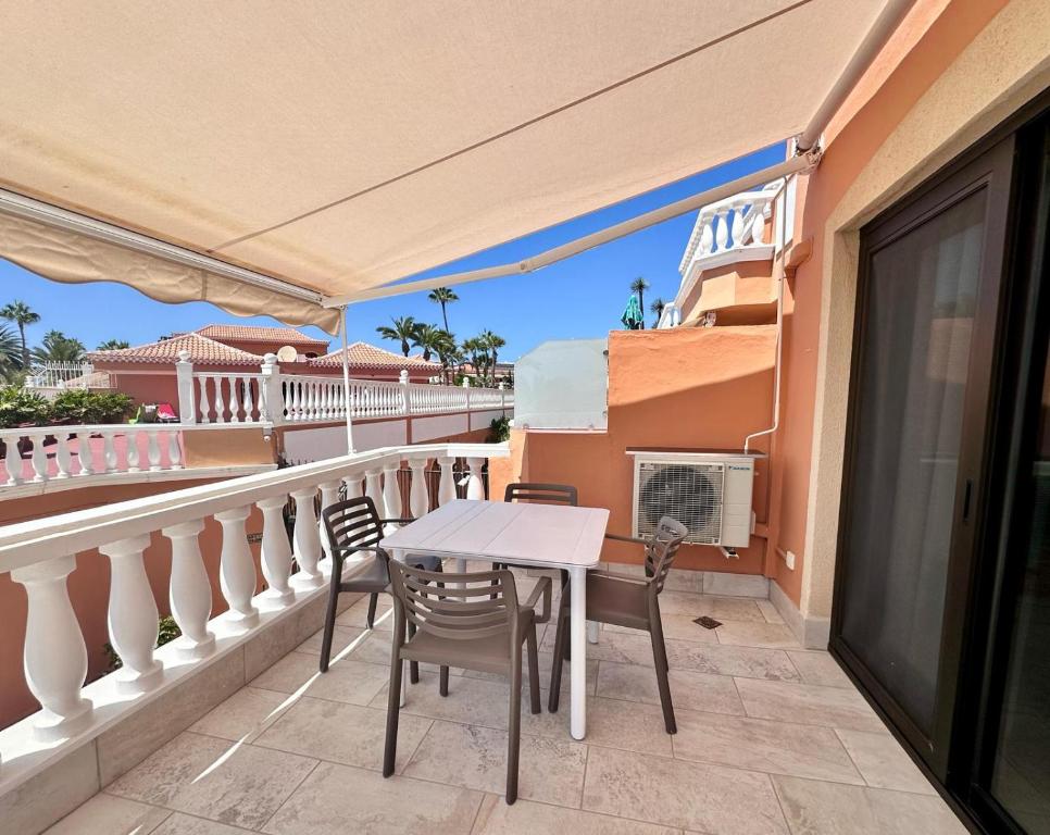Balkón nebo terasa v ubytování Tenerife Royal Garden