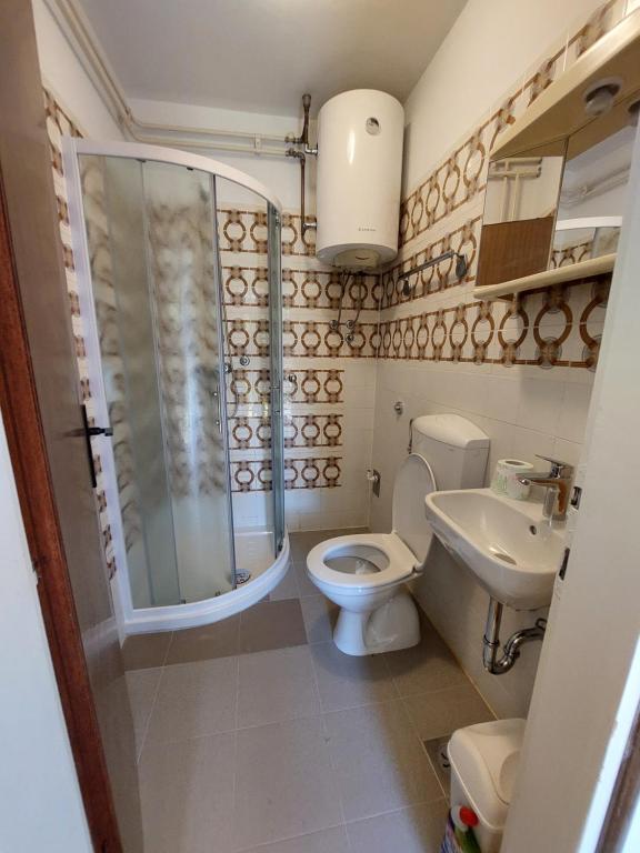 Koupelna v ubytování Apartmaji Vrabec