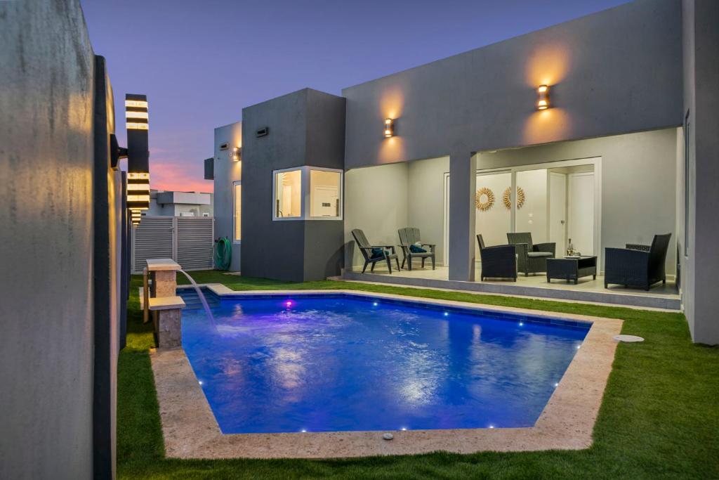 View of New - 3br Private Villa Pool, Bbq & Comfort, Noord (updated prices 2025)