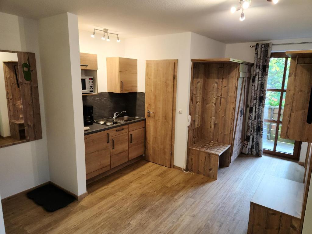 Landgasthof Hummel - Apartamento De Un Dormitorio Con Balcón