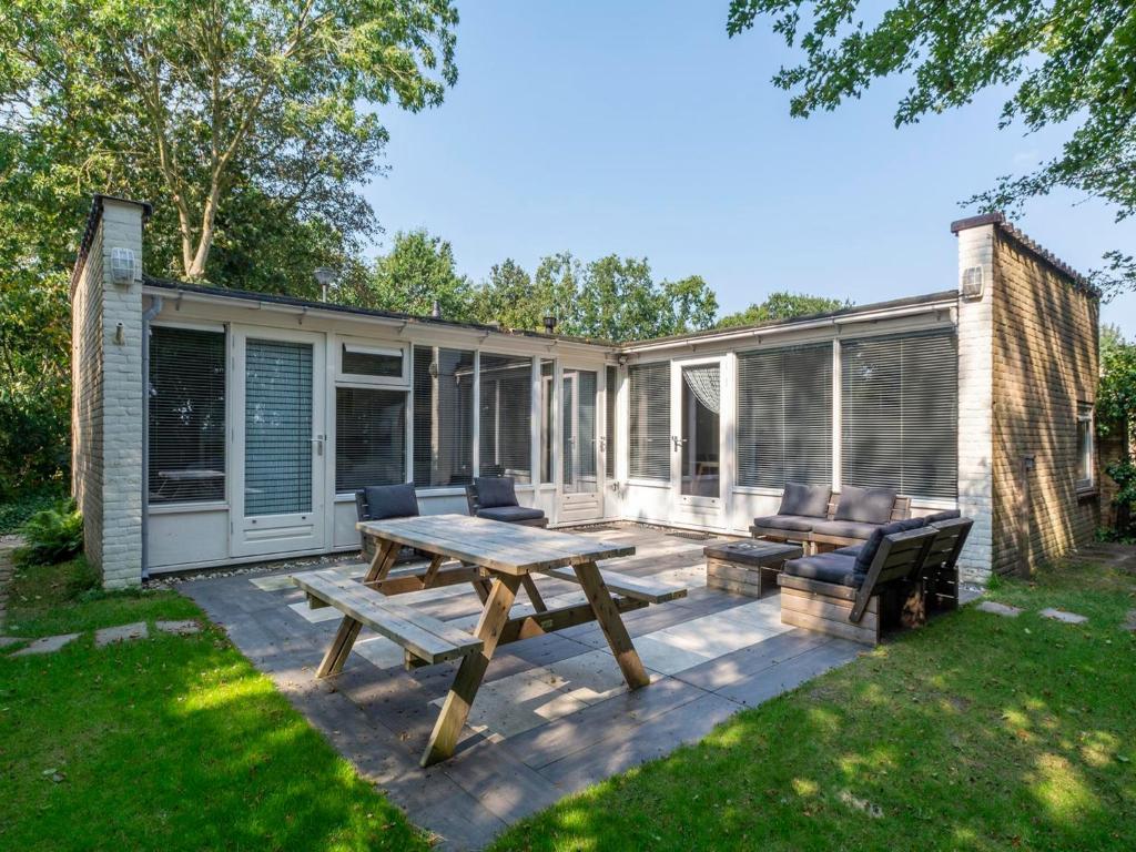 Κήπος έξω από το Bungalow Sint Maartenszee near Beach