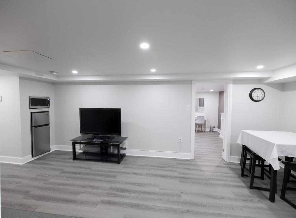 Serene Niagara Inn - Resim 17