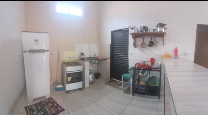 Kuchyň nebo kuchyňský kout v ubytování Kit Net 1