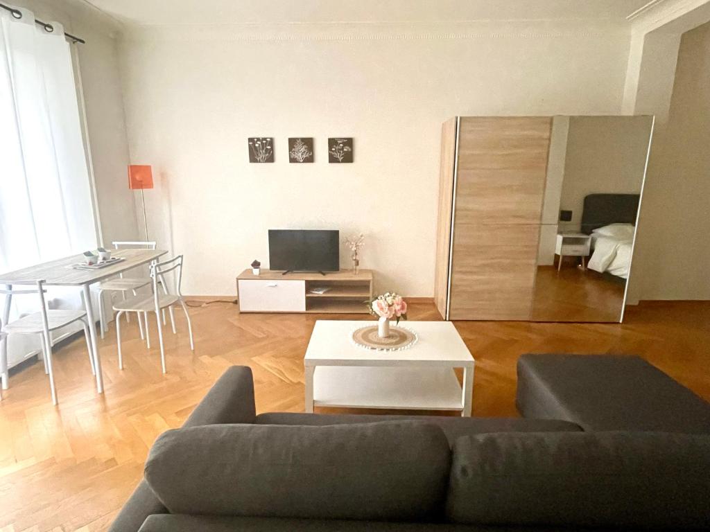 Fully Furnished down town- 5 minutes from Lausanne Train station - Resim 8