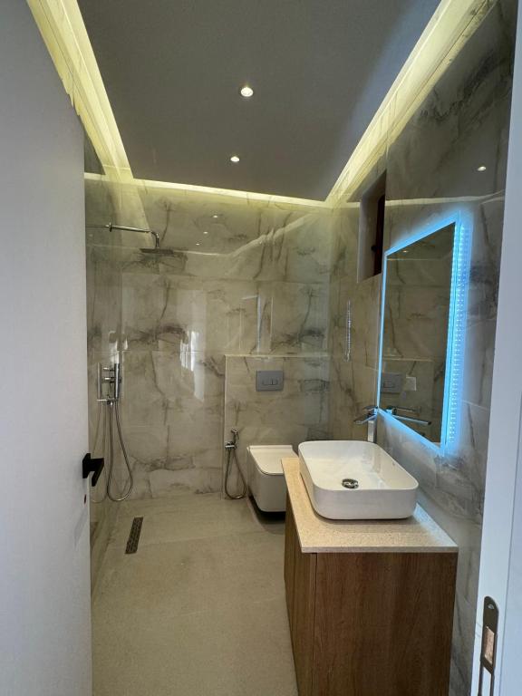Koupelna v ubytování Hotel Sanremo Vlore