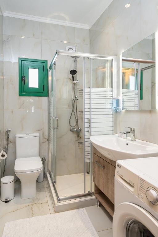 Koupelna v ubytování Lori Apartament Fiskardo