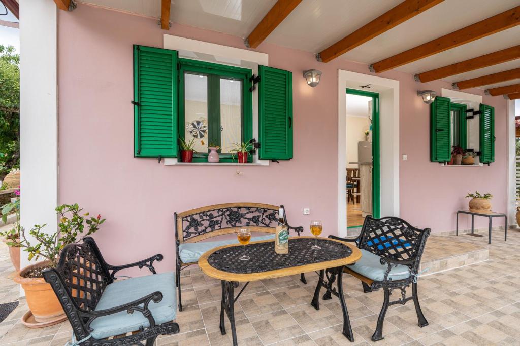 Posezení v ubytování Lori Apartament Fiskardo